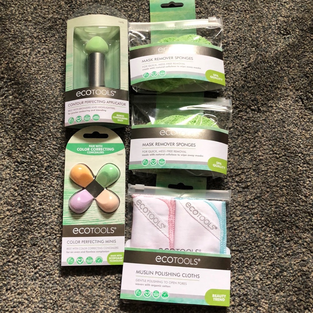 Ecotools Contouring Color Perfecting & More Bundle